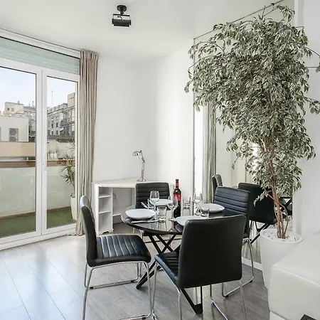 Paseo De Gracia Modern 4bd With Terrace * Barcellona