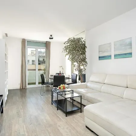 Paseo De Gracia Modern 4bd With Terrace *