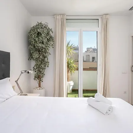 Paseo De Gracia Modern 4bd With Terrace Apartment