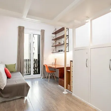 Paseo De Gracia Modern 4bd With Terrace *
